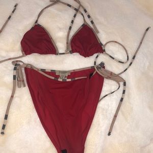 Res burberry bikini set.